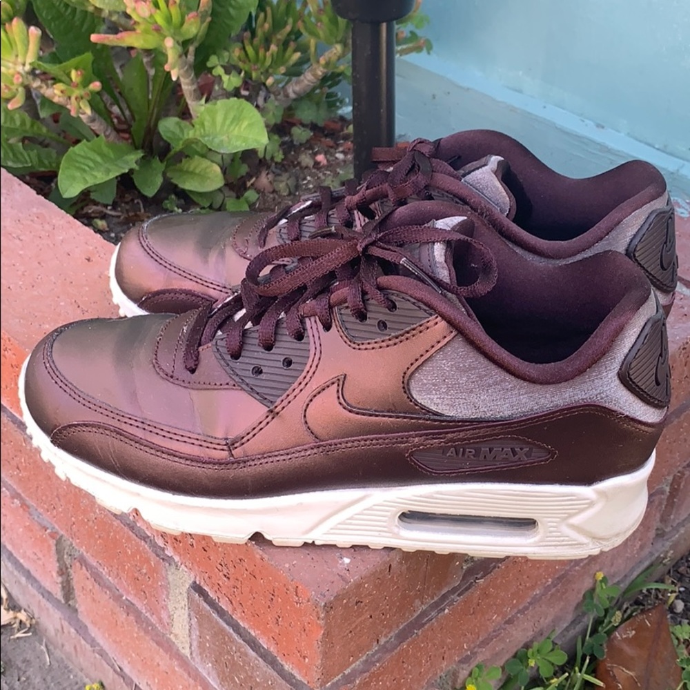 Nike Air Women’s Shoes